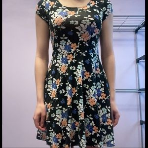 XS Aeropostale floral print dress